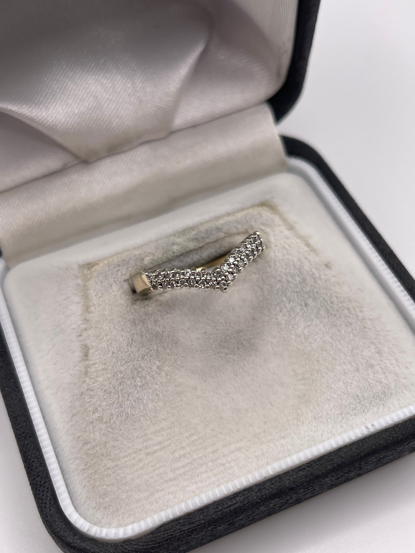 9ct gold diamond wishbone ring