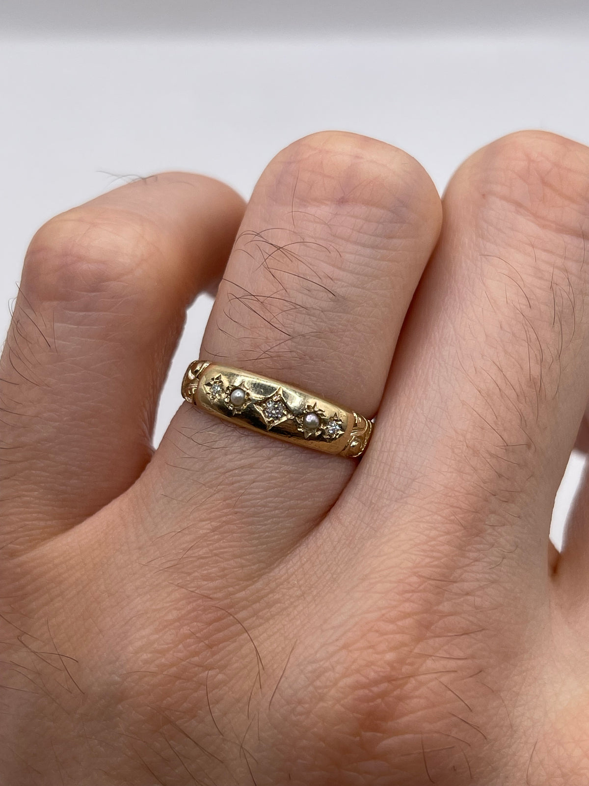 9ct gold pearl and diamond gypsy ring