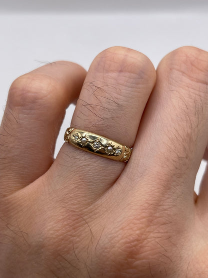 9ct gold pearl and diamond gypsy ring