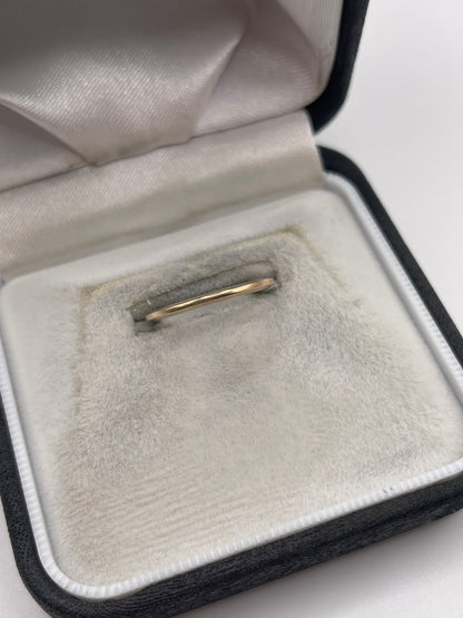 9ct gold band
