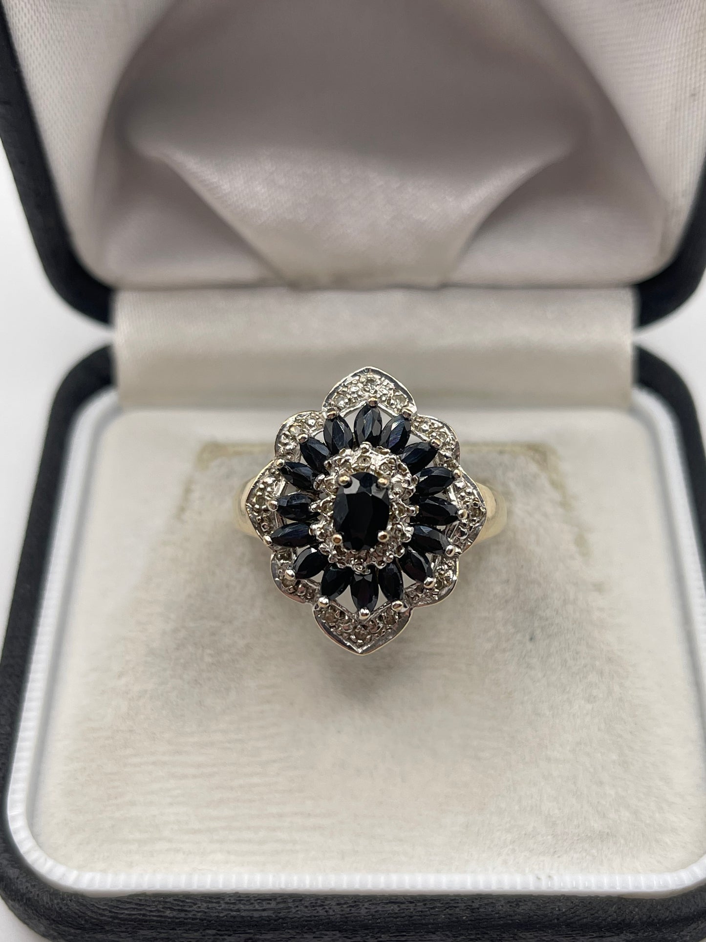9ct gold sapphire and diamond ring