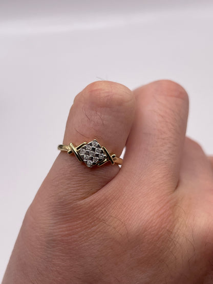 9ct gold diamond cluster ring