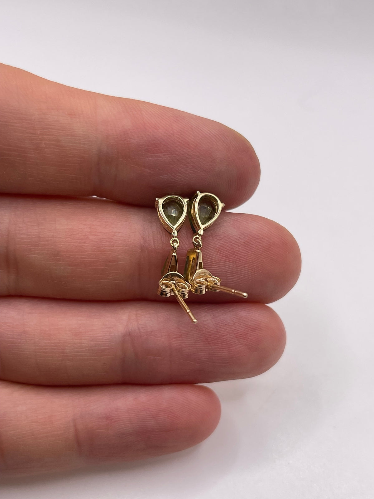 9ct gold quartz earrings