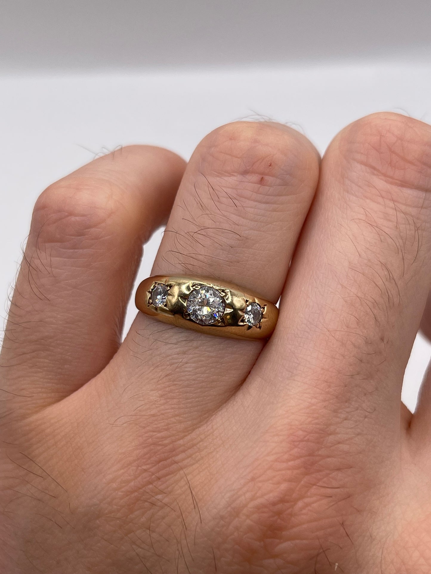 9ct gold cz gypsy ring