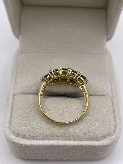 9ct gold diopside and diamond ring