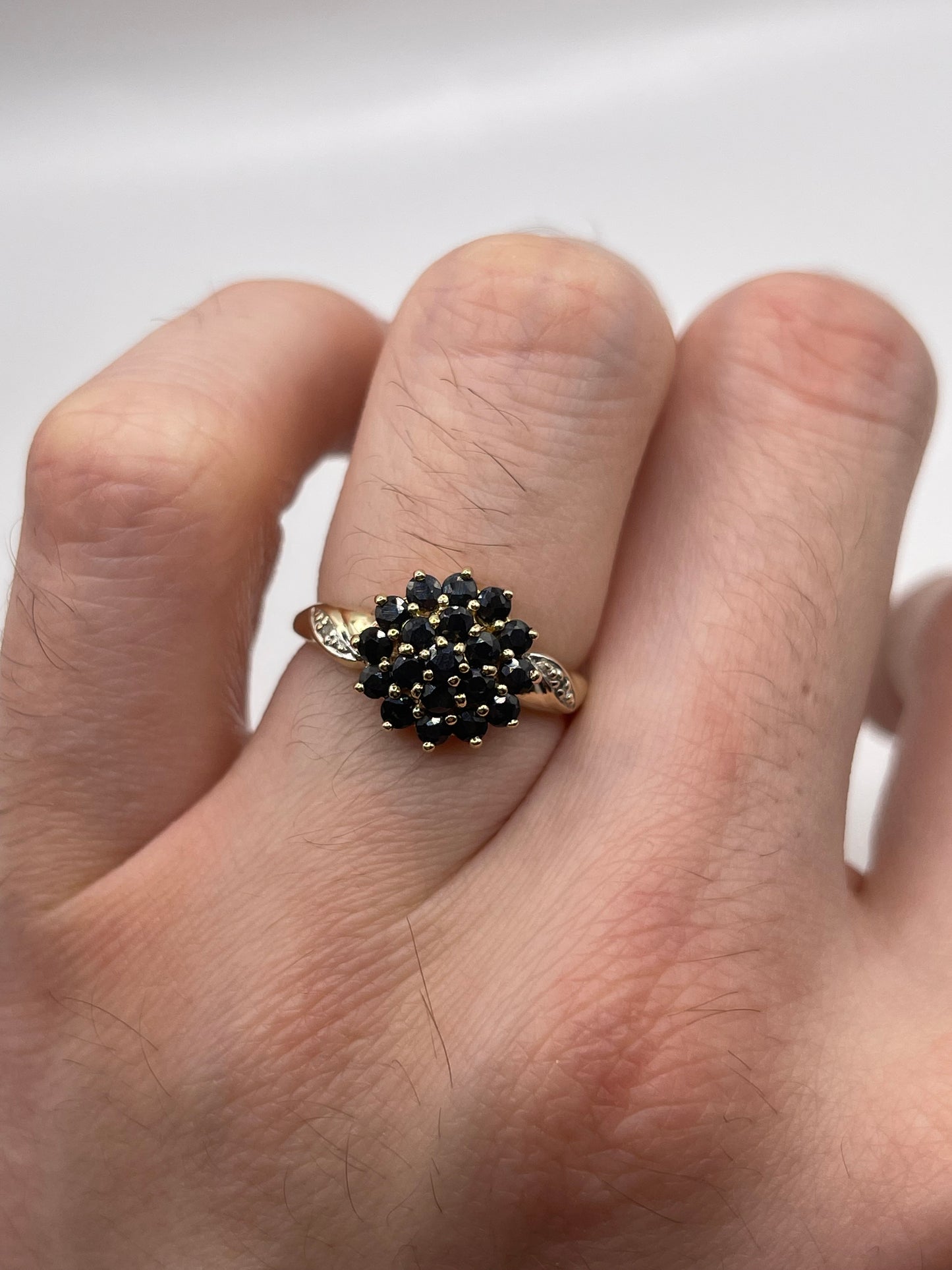 9ct gold sapphire and diamond ring