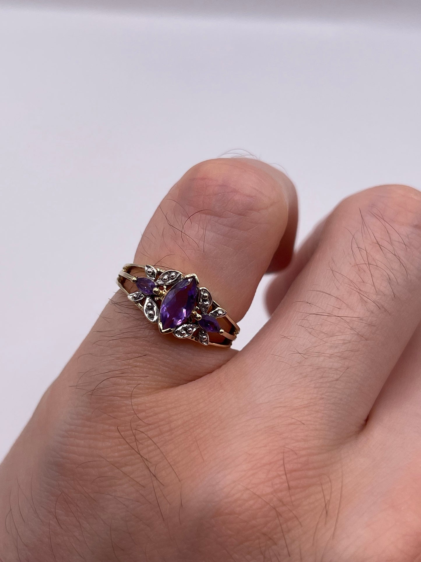 9ct gold amethyst ring