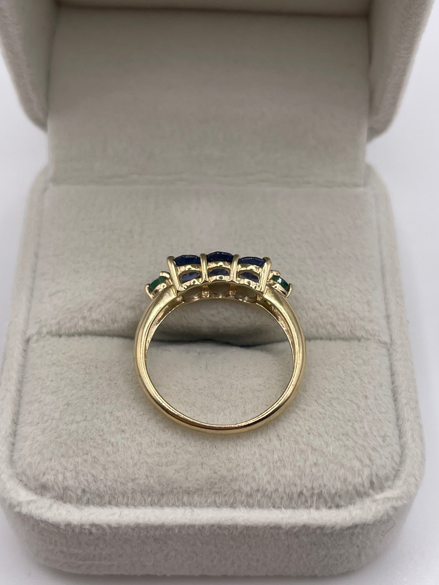 9ct gold sapphire and emerald ring