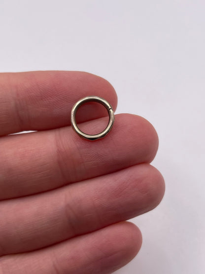 Antique 9ct rose gold split ring 4