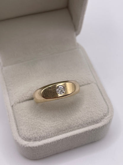 9ct gold diamond signet ring