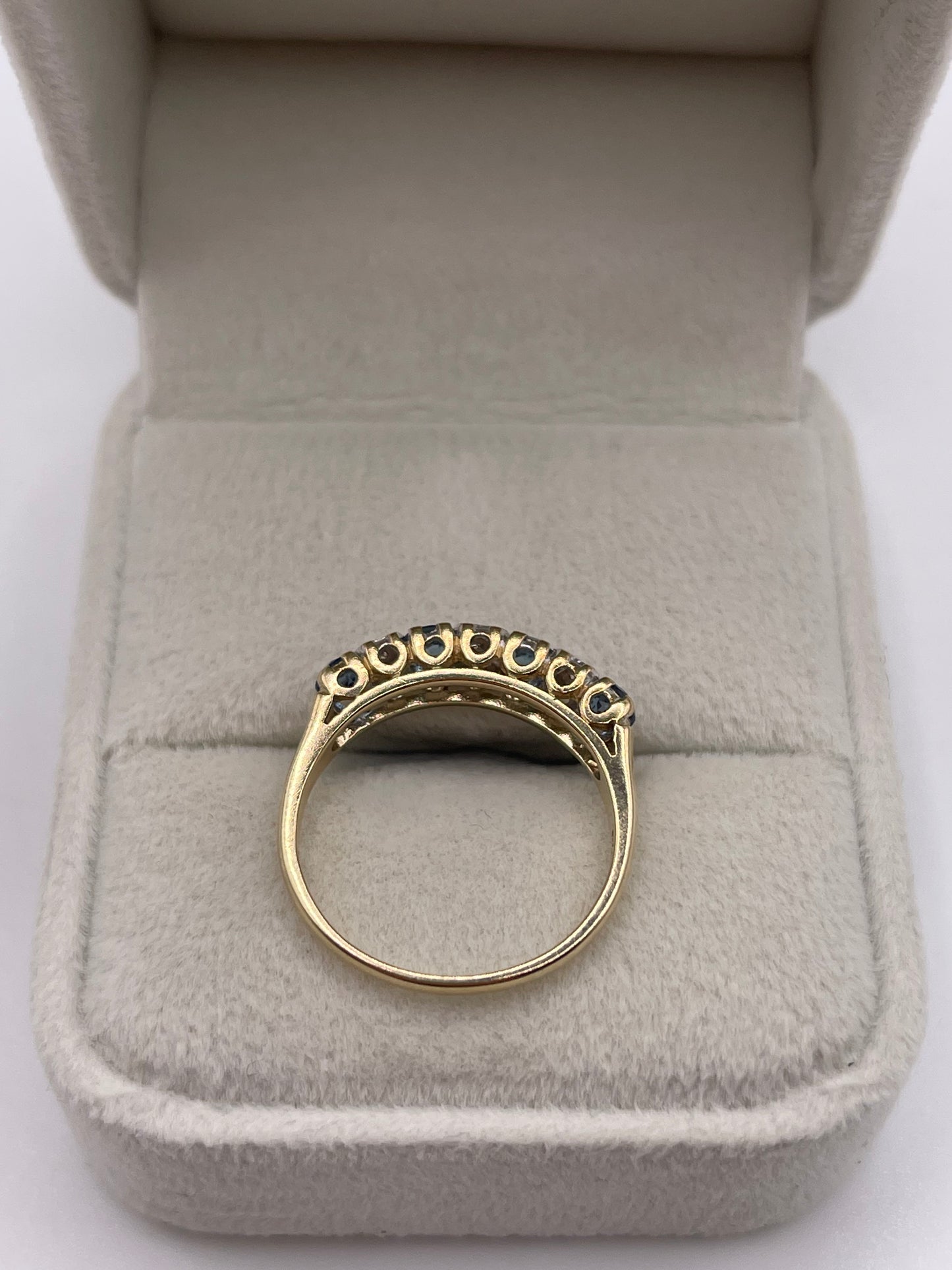 9ct gold topaz and diamond ring
