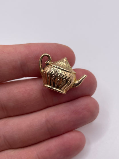 9ct gold teapot charm