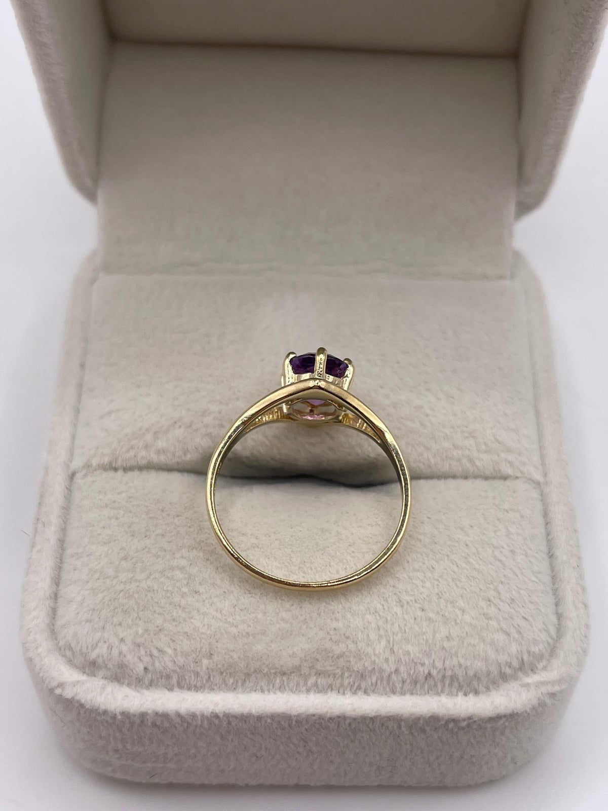 9ct gold amethyst ring