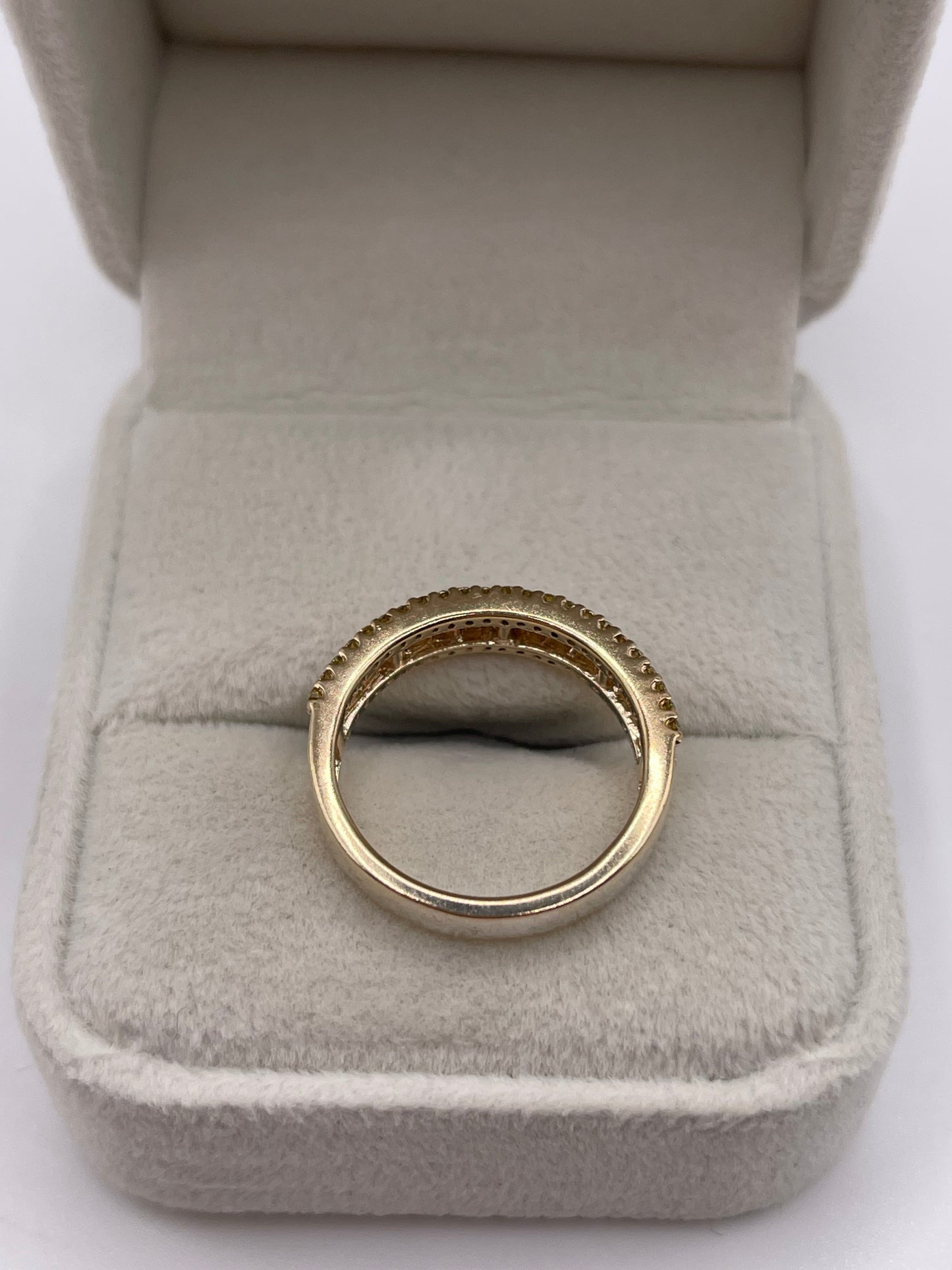 9ct gold yellow diamond cluster ring