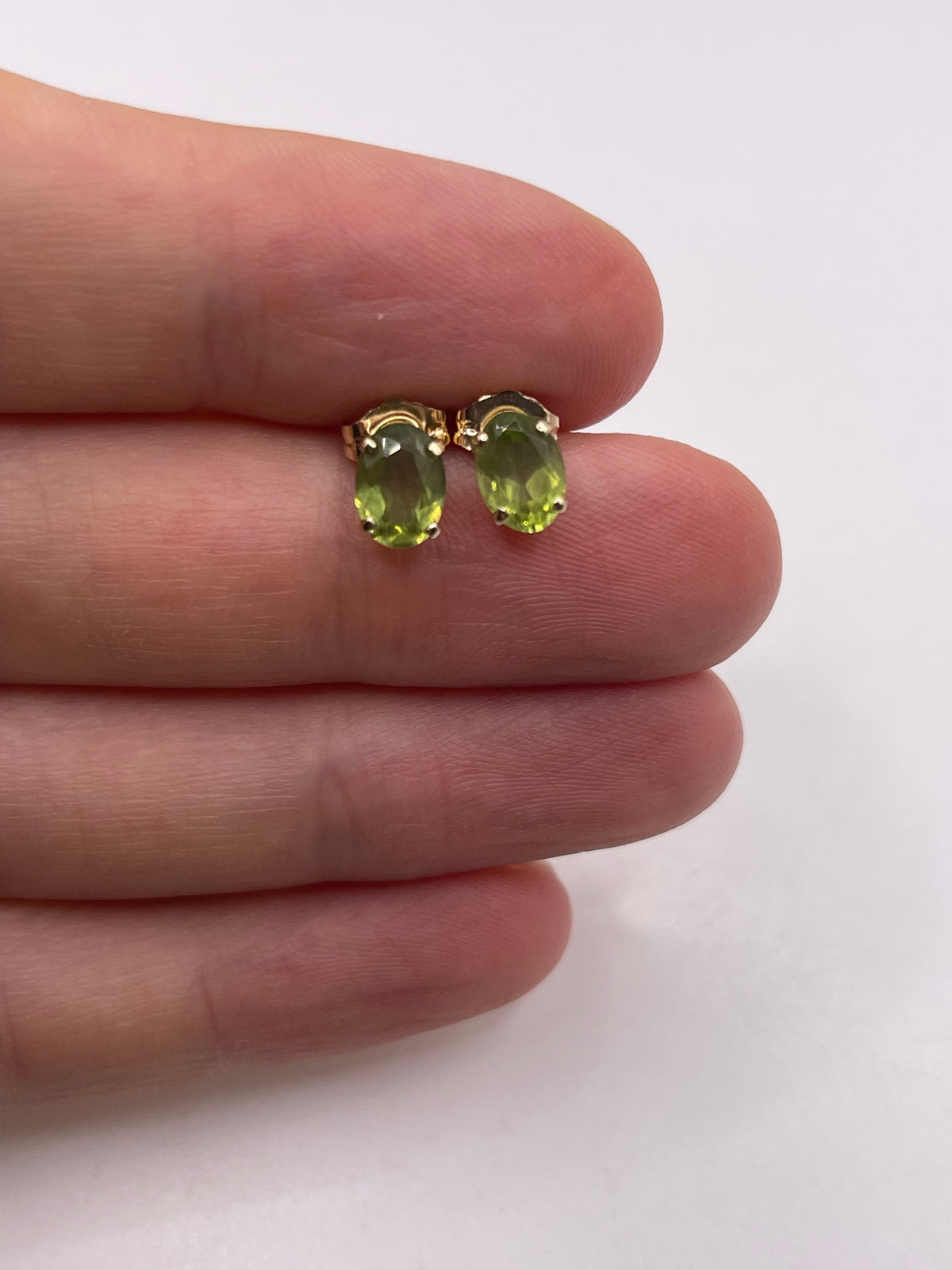 9ct gold quartz earrings
