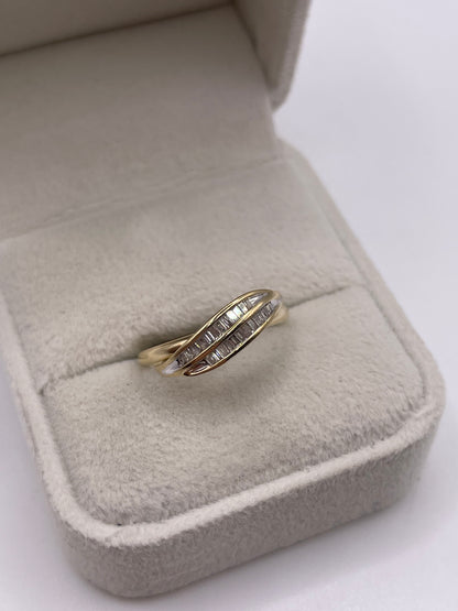 9ct gold diamond ring