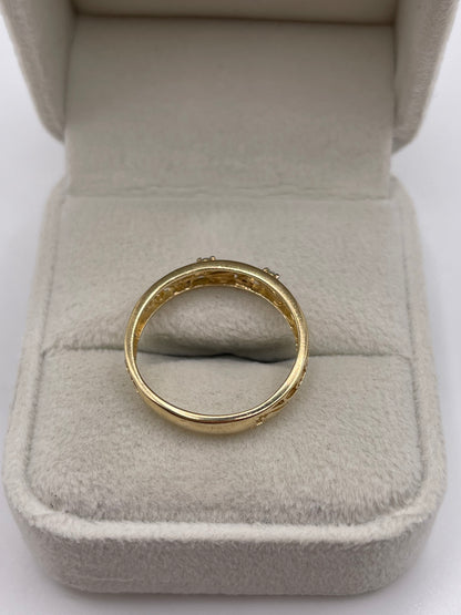 9ct gold diamond ring
