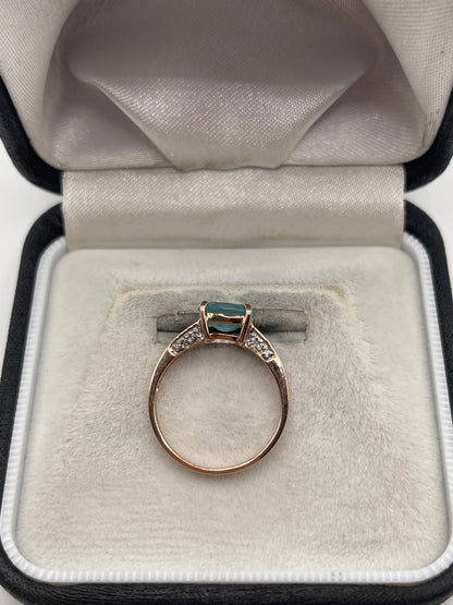 9ct rose gold apatite and zircon ring