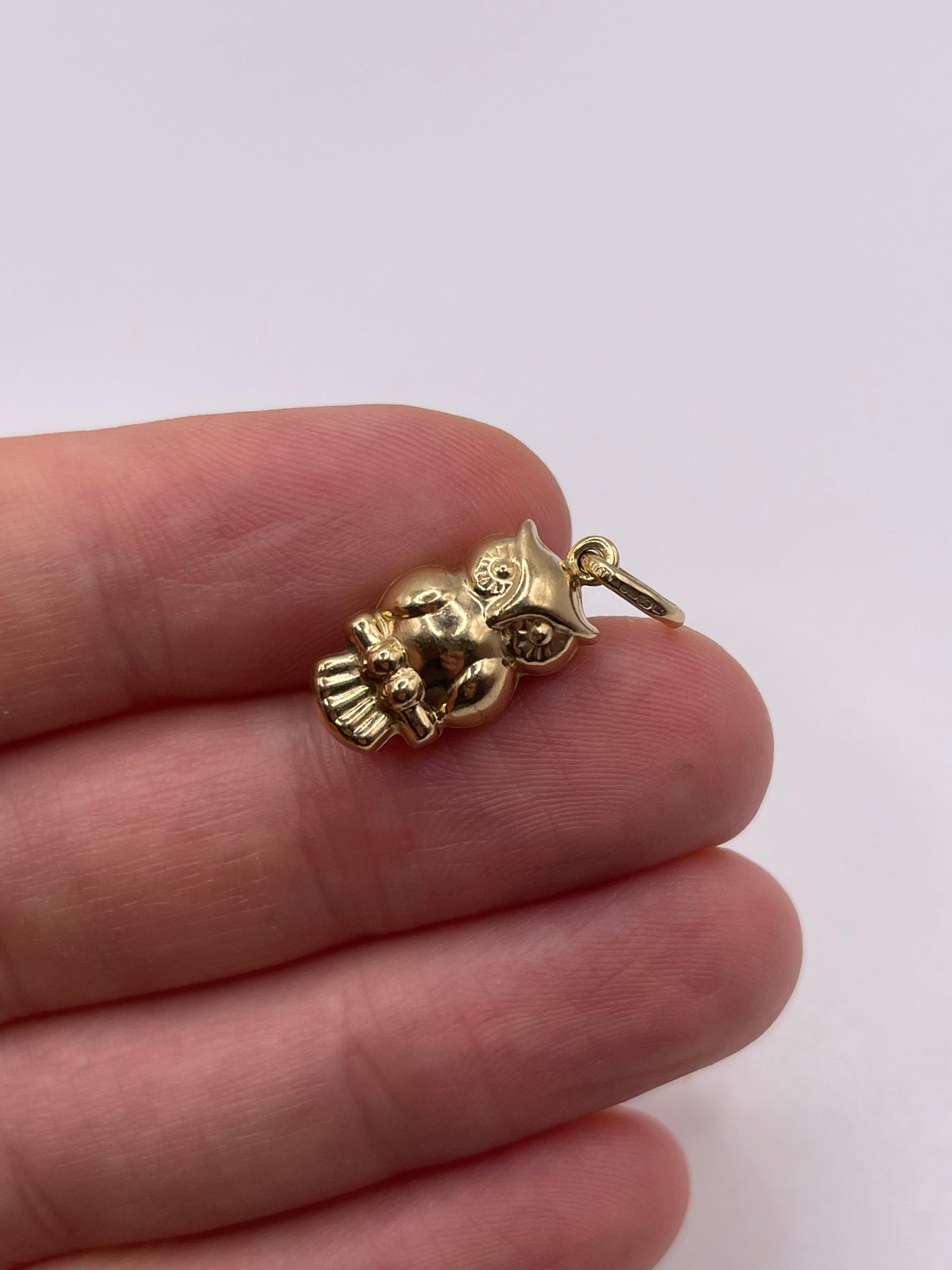 9ct gold owl charm
