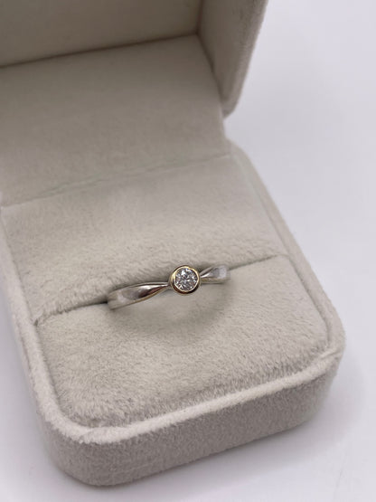 9ct two tone gold diamond ring