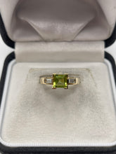 Load image into Gallery viewer, 9ct gold peridot and zircon ring
