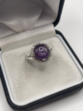 Load image into Gallery viewer, Silver cabochon ruby ring
