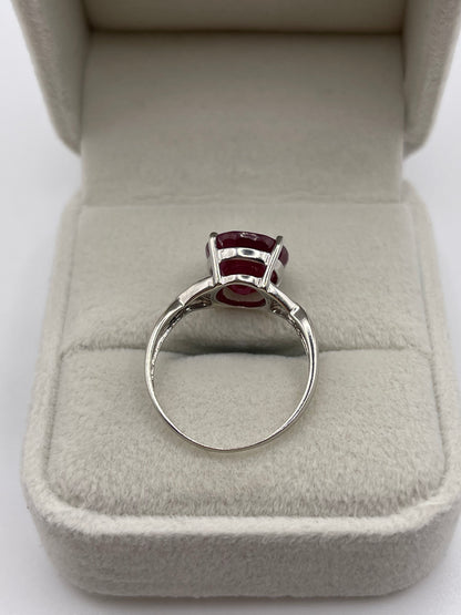 9ct white gold ruby and zircon ring