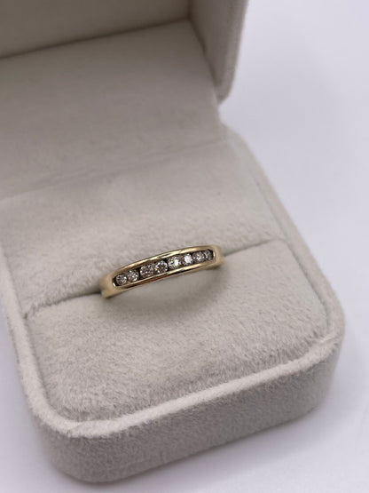9ct gold diamond ring