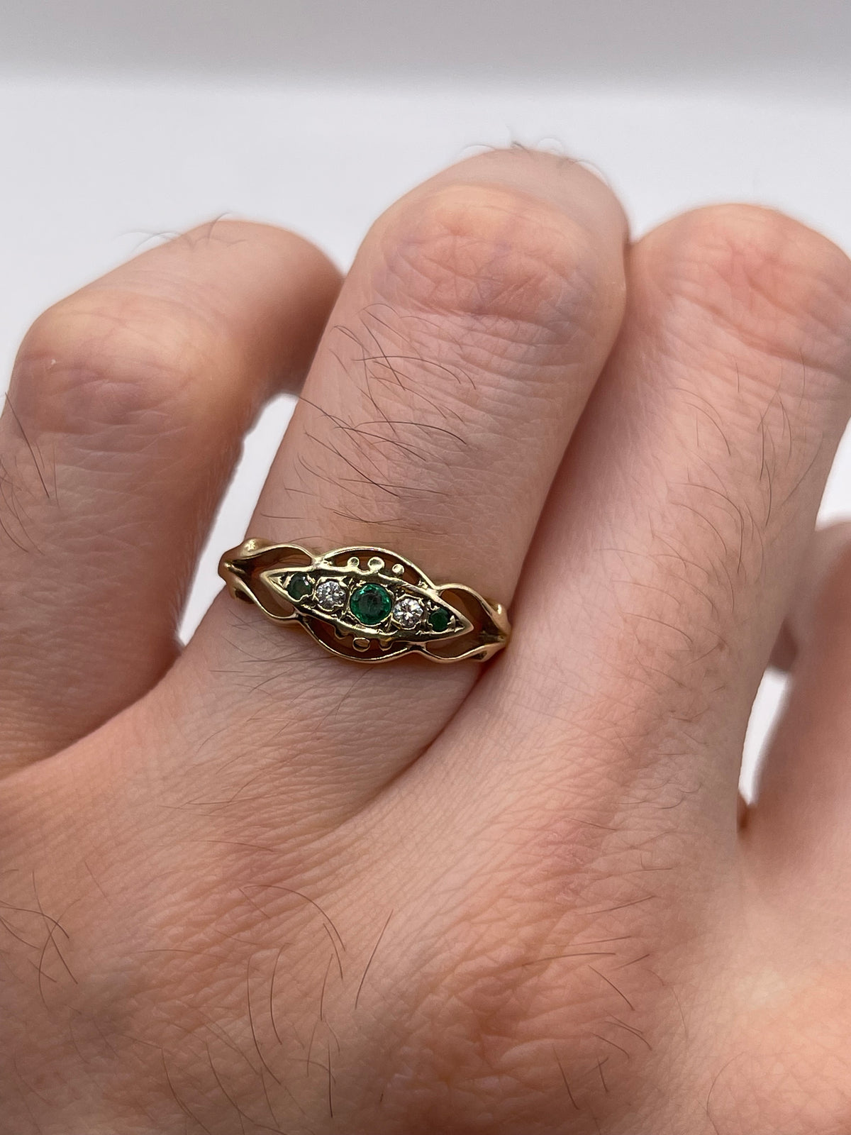 9ct gold emerald and diamond ring