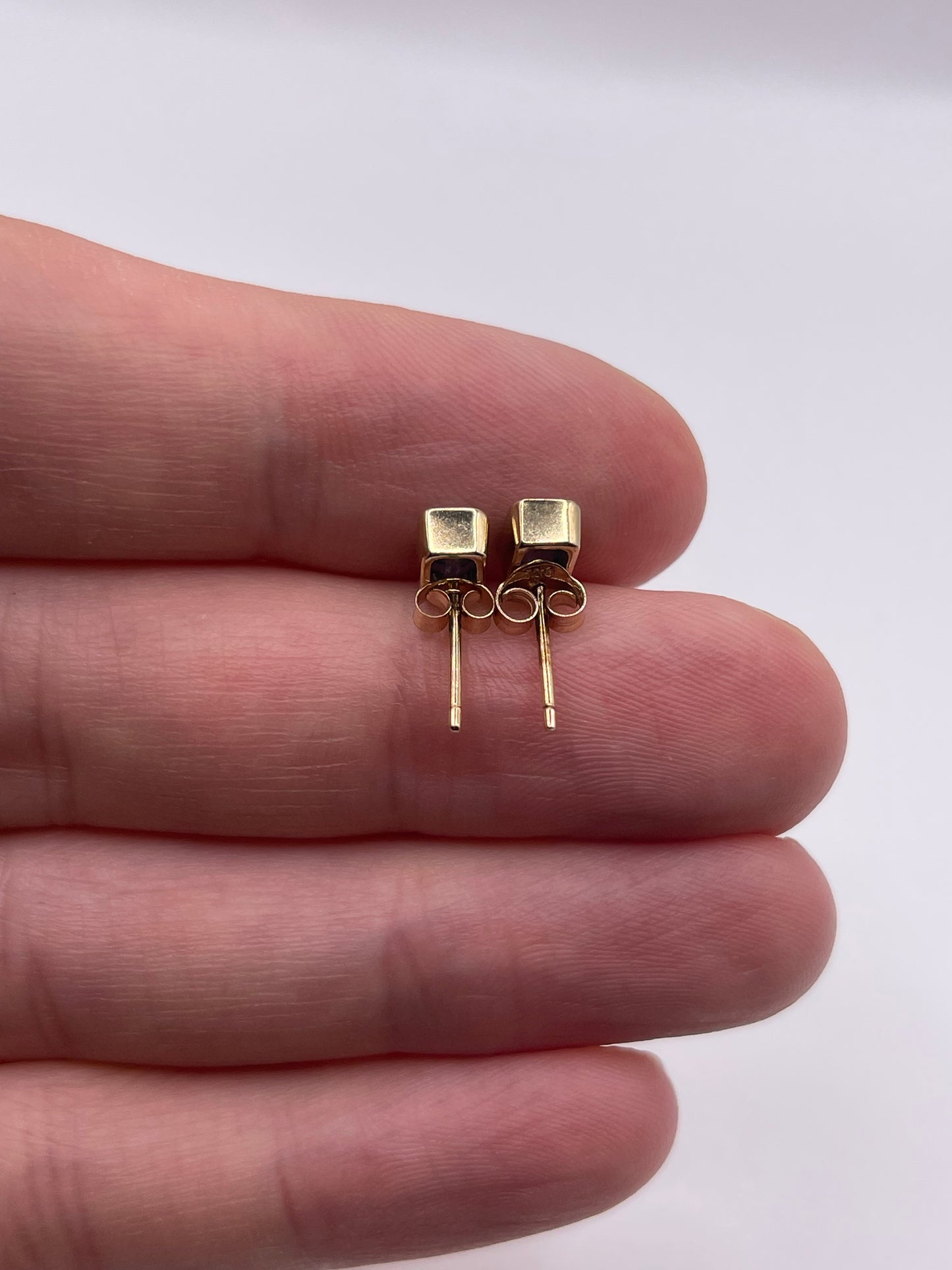 9ct gold topaz earrings