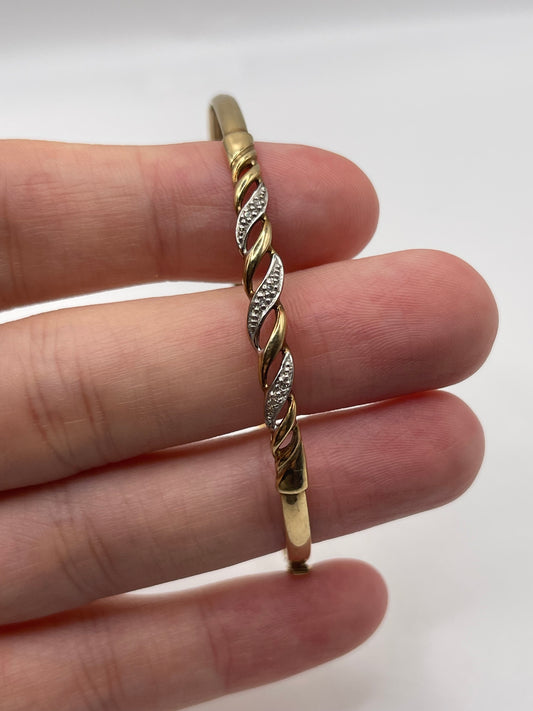 9ct gold diamond bangle