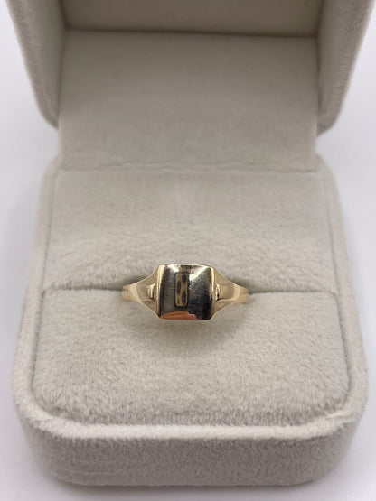 9ct gold signet ring
