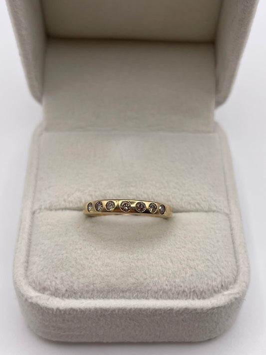 9ct gold cognac diamond ring