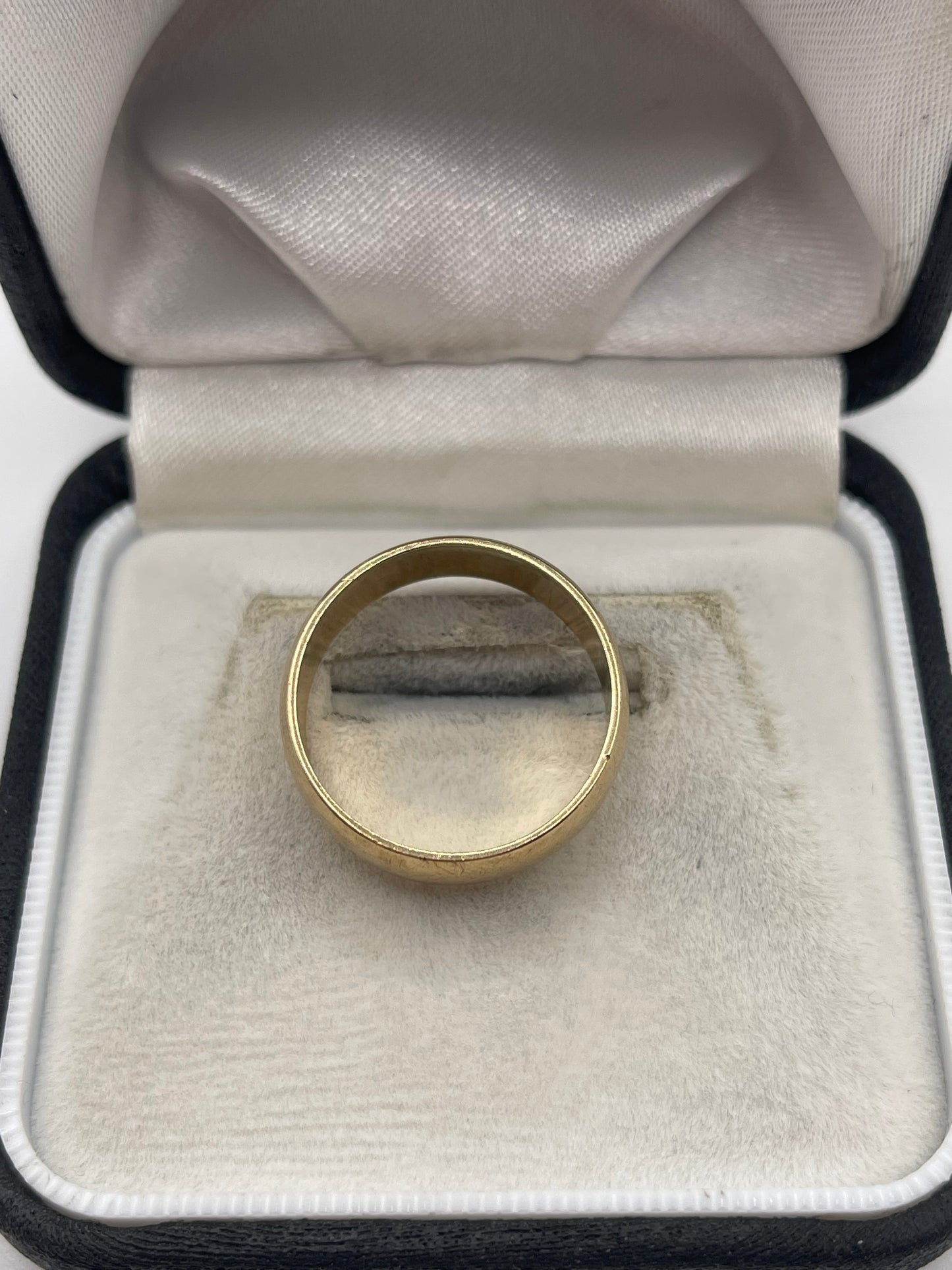 9ct gold band
