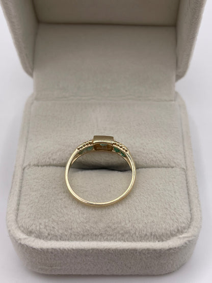 9ct gold emerald ring