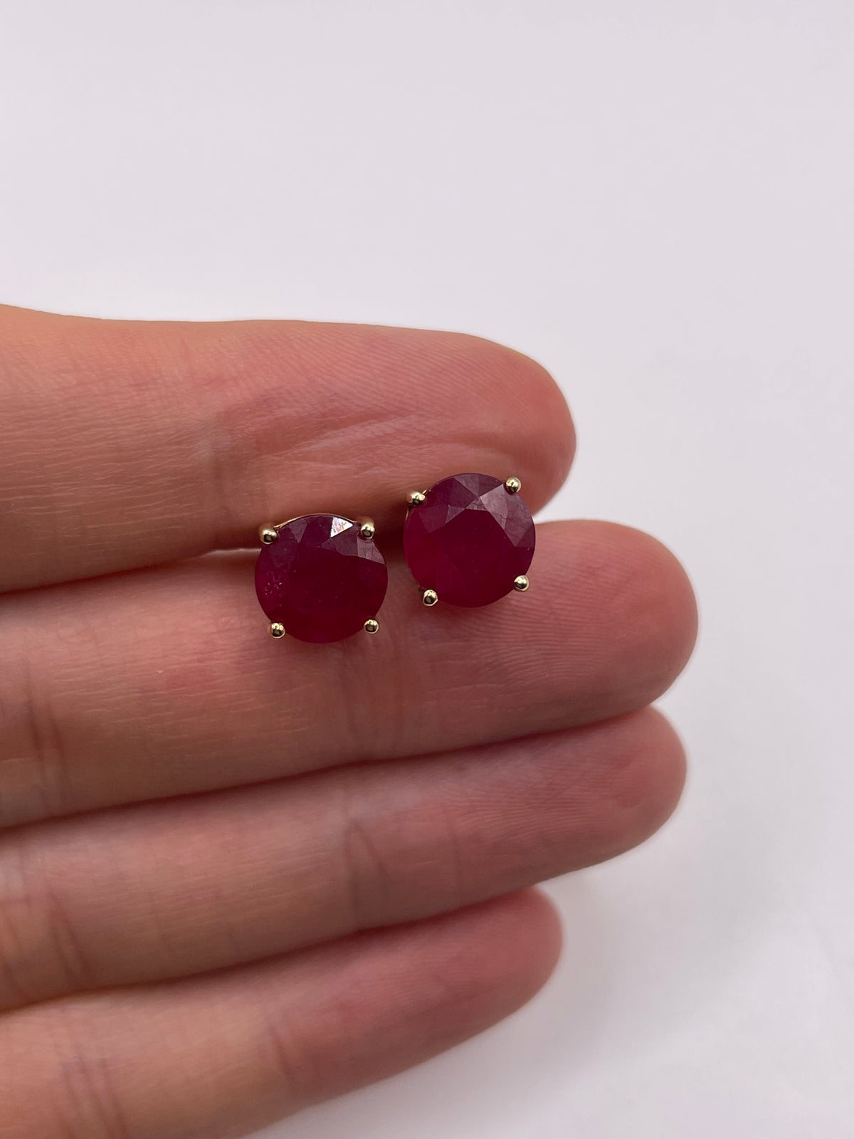 9ct gold ruby earrings