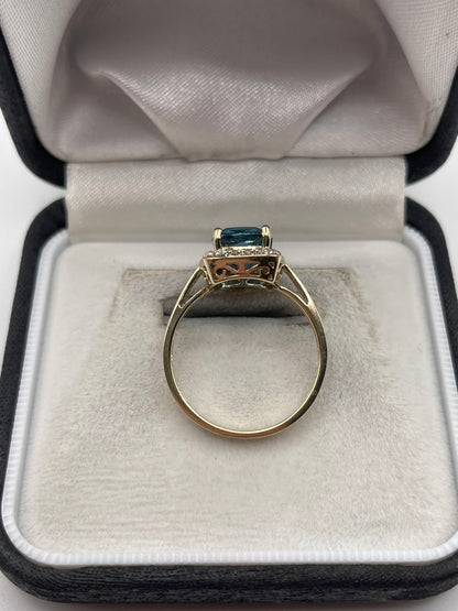 9ct gold topaz and diamond ring