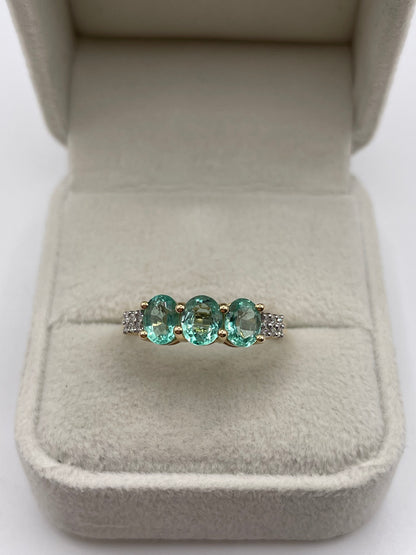 14ct gold emerald and diamond ring