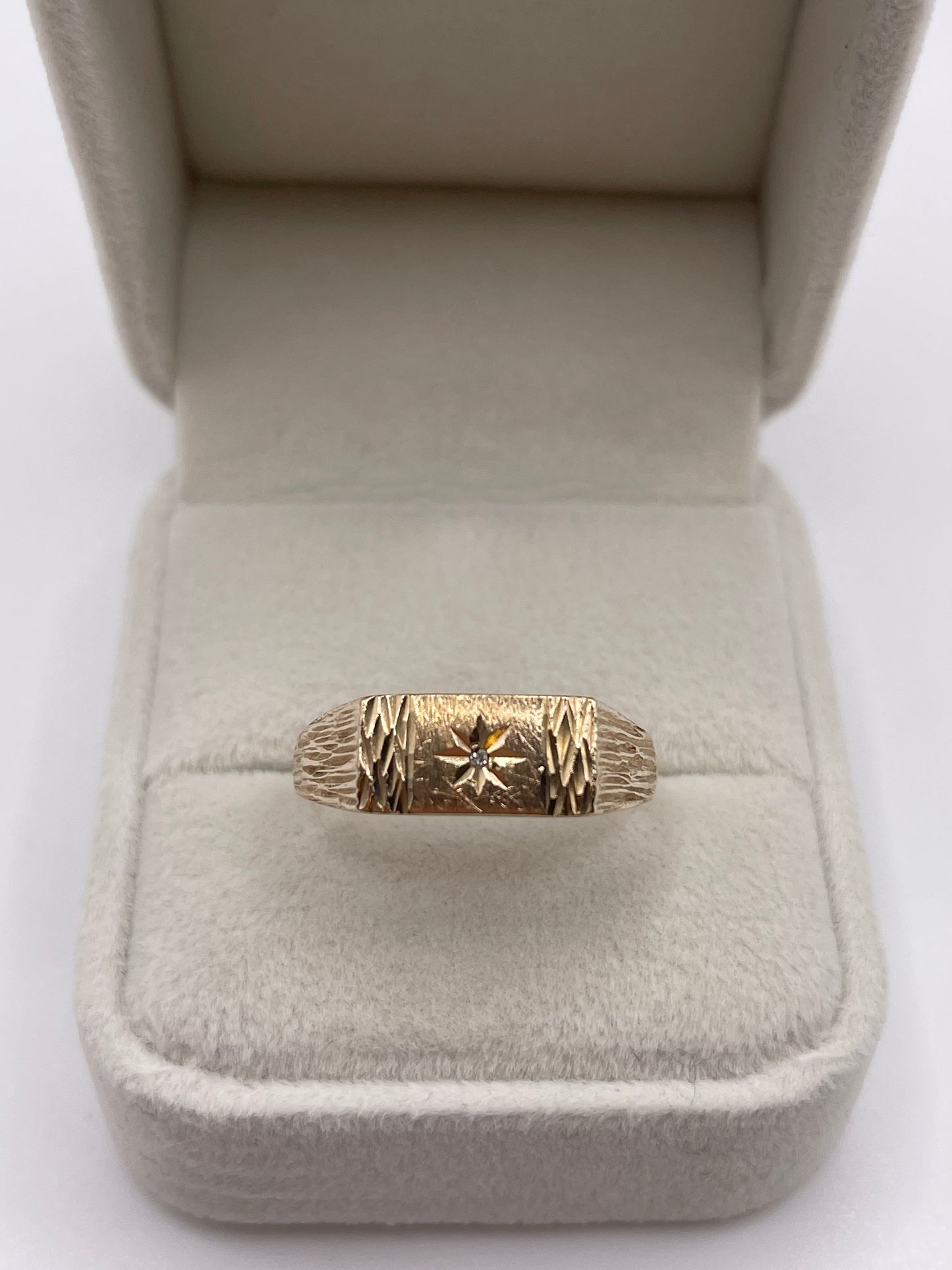 9ct gold diamond signet ring