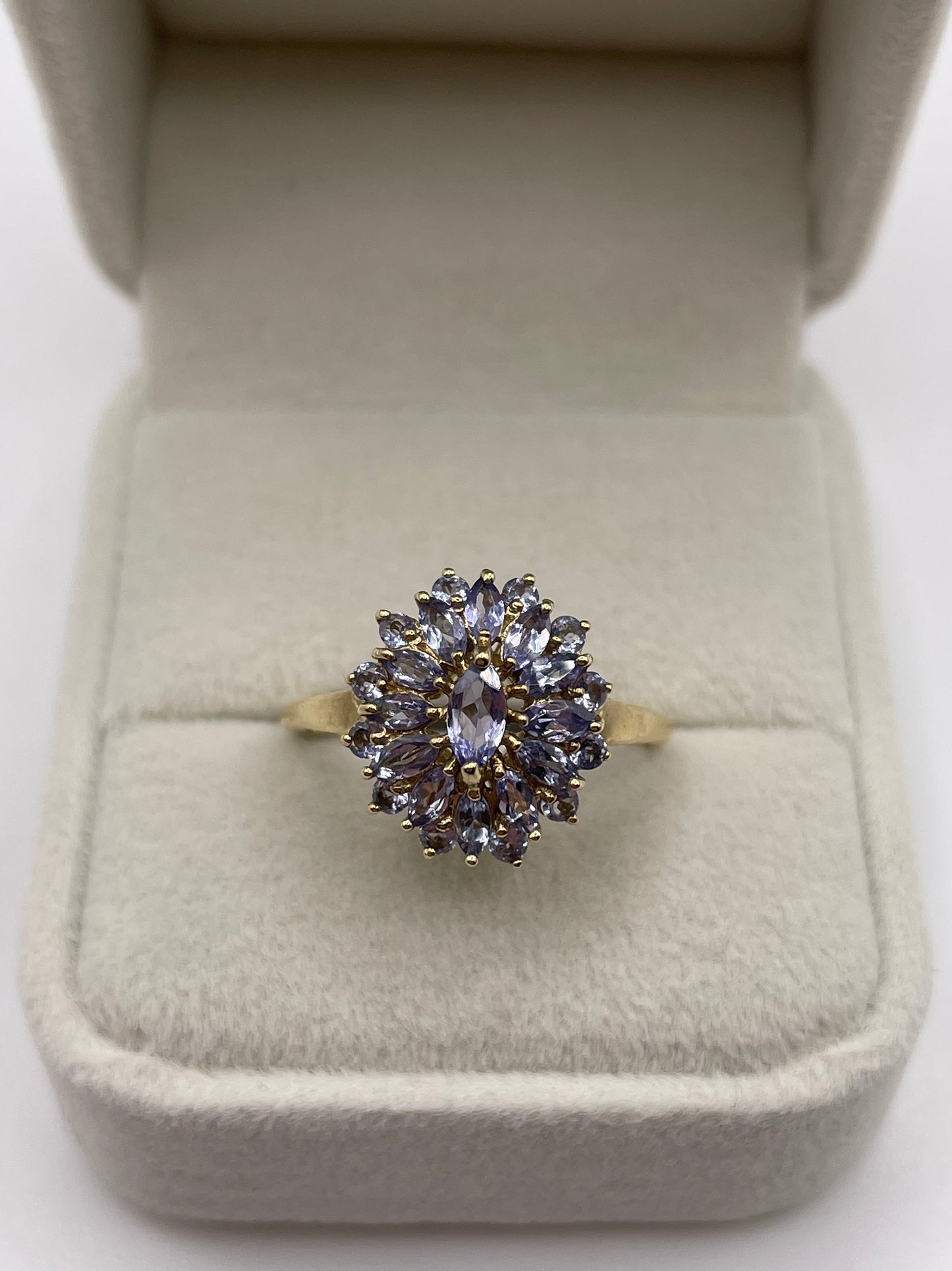 9ct gold tanzanite cluster ring