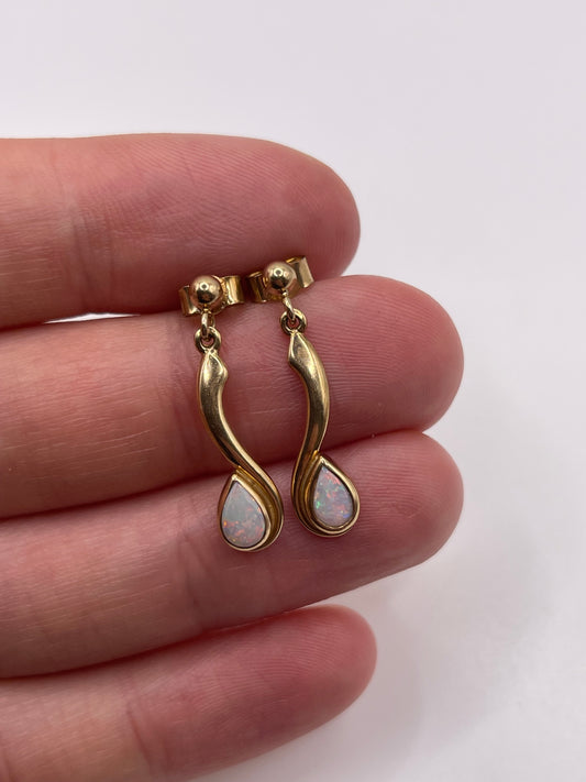 9ct gold opal earrings