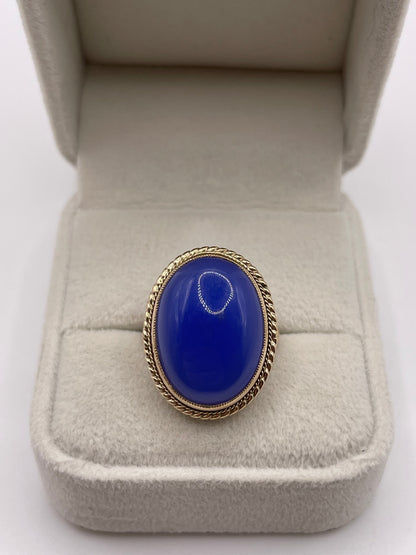 9ct gold chalcedony ring