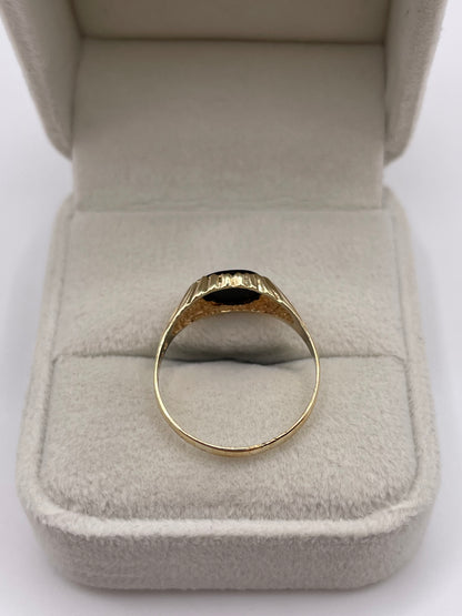 9ct gold onyx ring