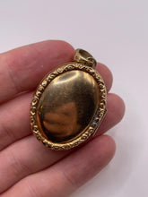 Load image into Gallery viewer, 9ct gold locket
