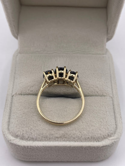 9ct gold sapphire ring