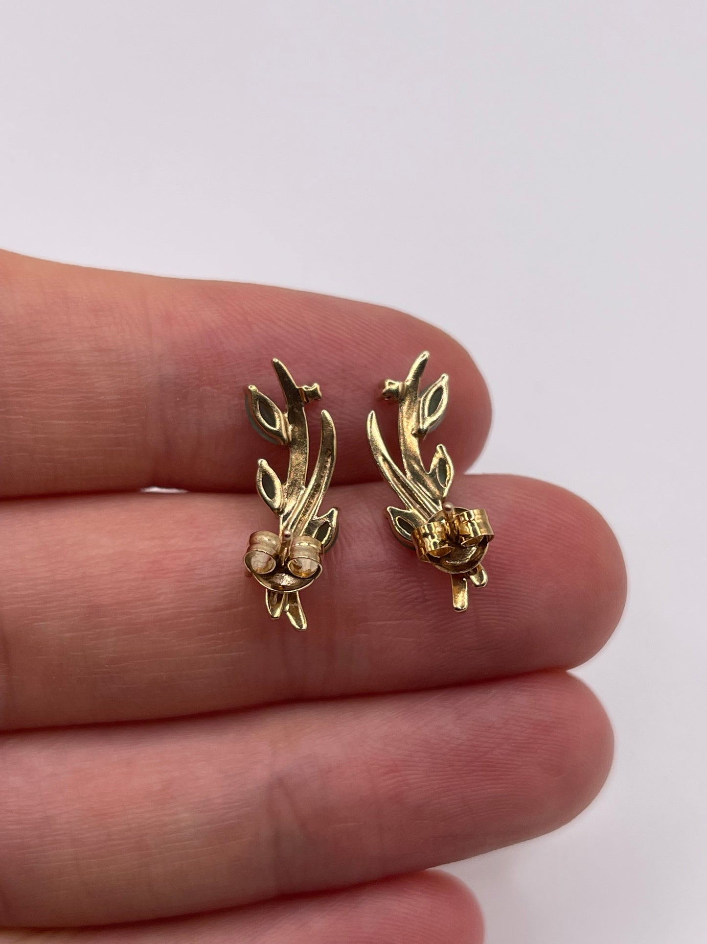 9ct gold emerald and diamond earrings