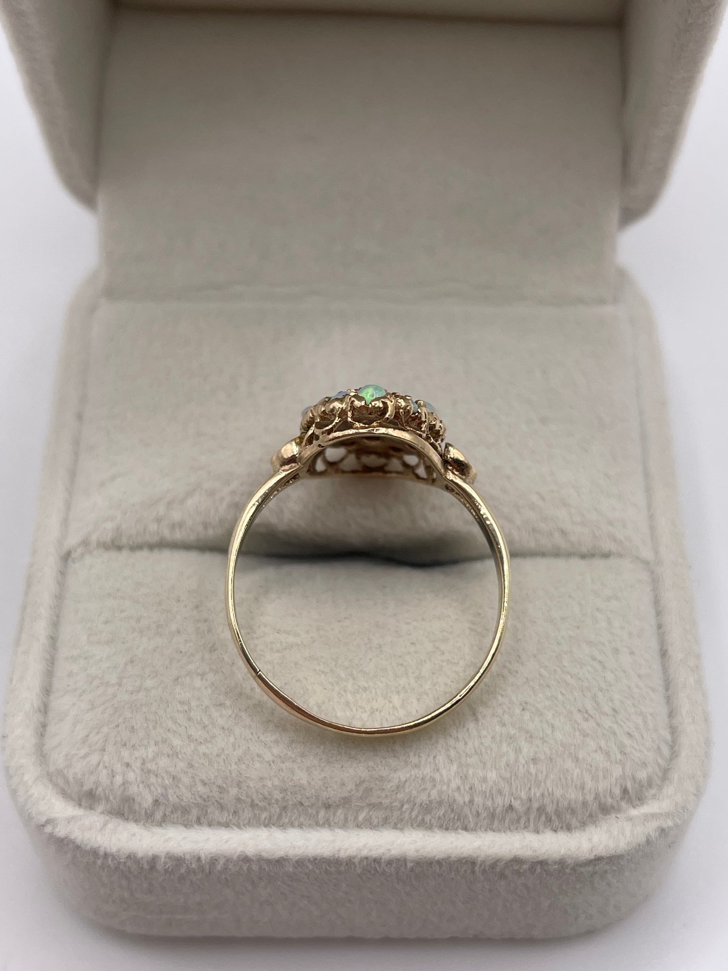 9ct gold opal cluster ring