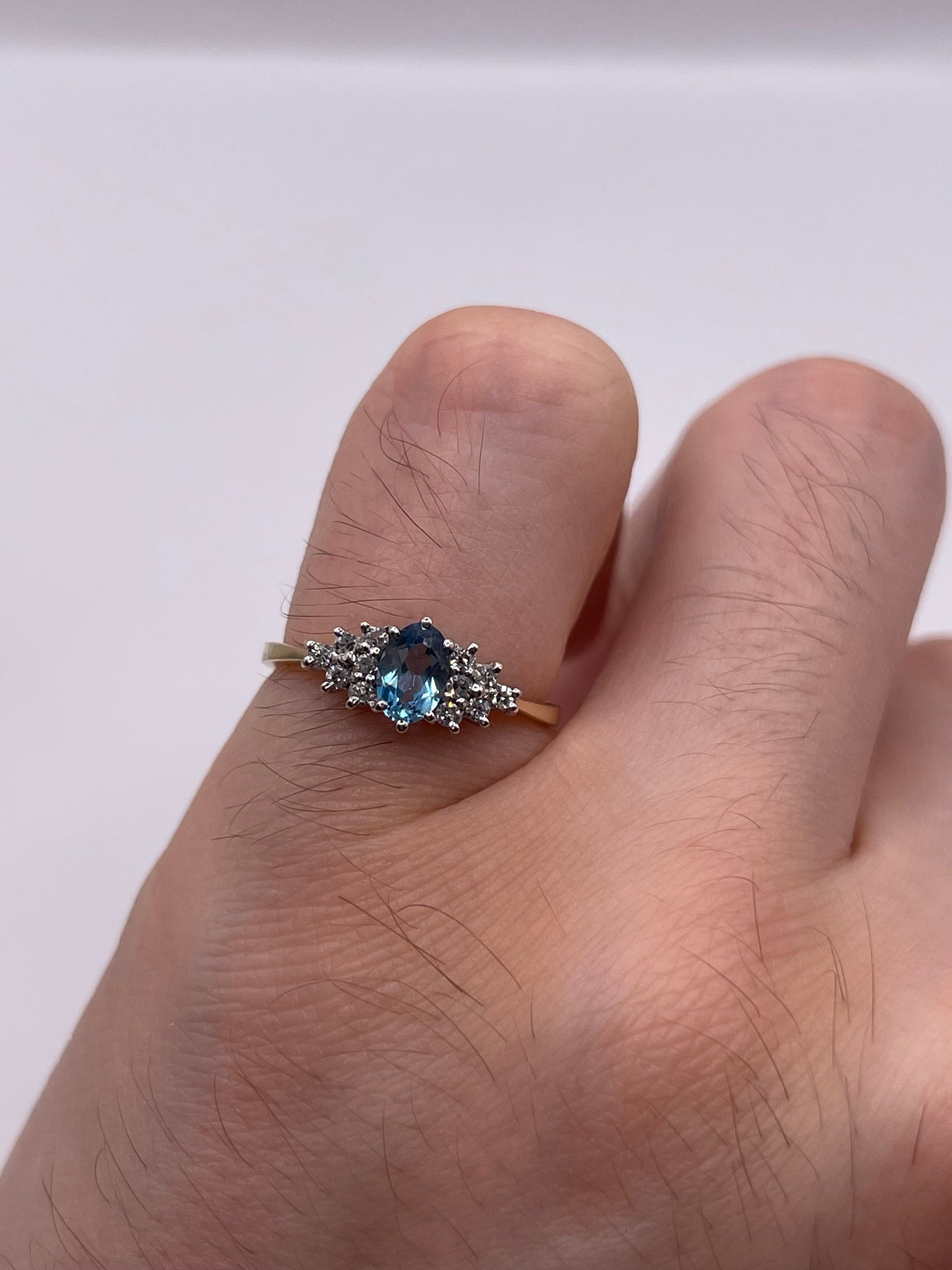 9ct gold topaz and diamond ring
