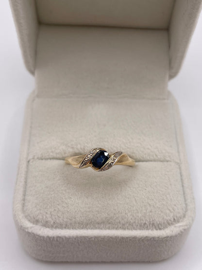 9ct gold sapphire and diamond ring