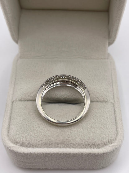 9ct white gold diamond ring